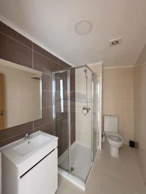 Apartamento T3 para Venda em Venteira