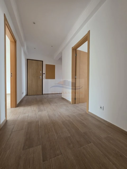 Apartamento T3 para Venda em Venteira