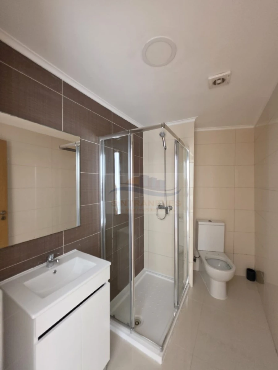 Apartamento T3 para Venda em Venteira Foto 12