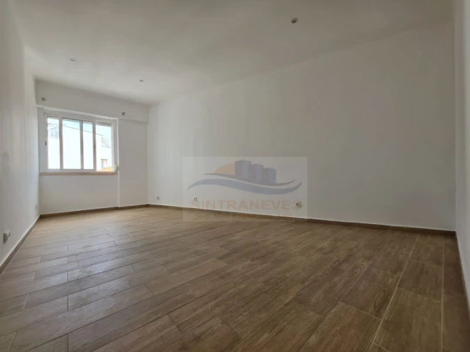 Apartamento T3 para Venda em Venteira Foto 36