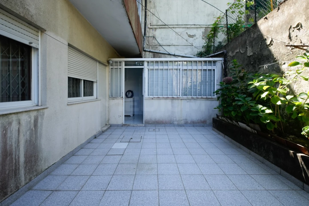 Apartamento T2 para Venda em Bonfim Foto 18