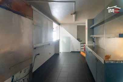 Negócio para Venda em São João Baptista e Santa Maria dos Olivais