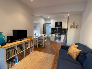 Moradia T1 para Arrendamento em Seixal, Arrentela e Aldeia de Paio Pires