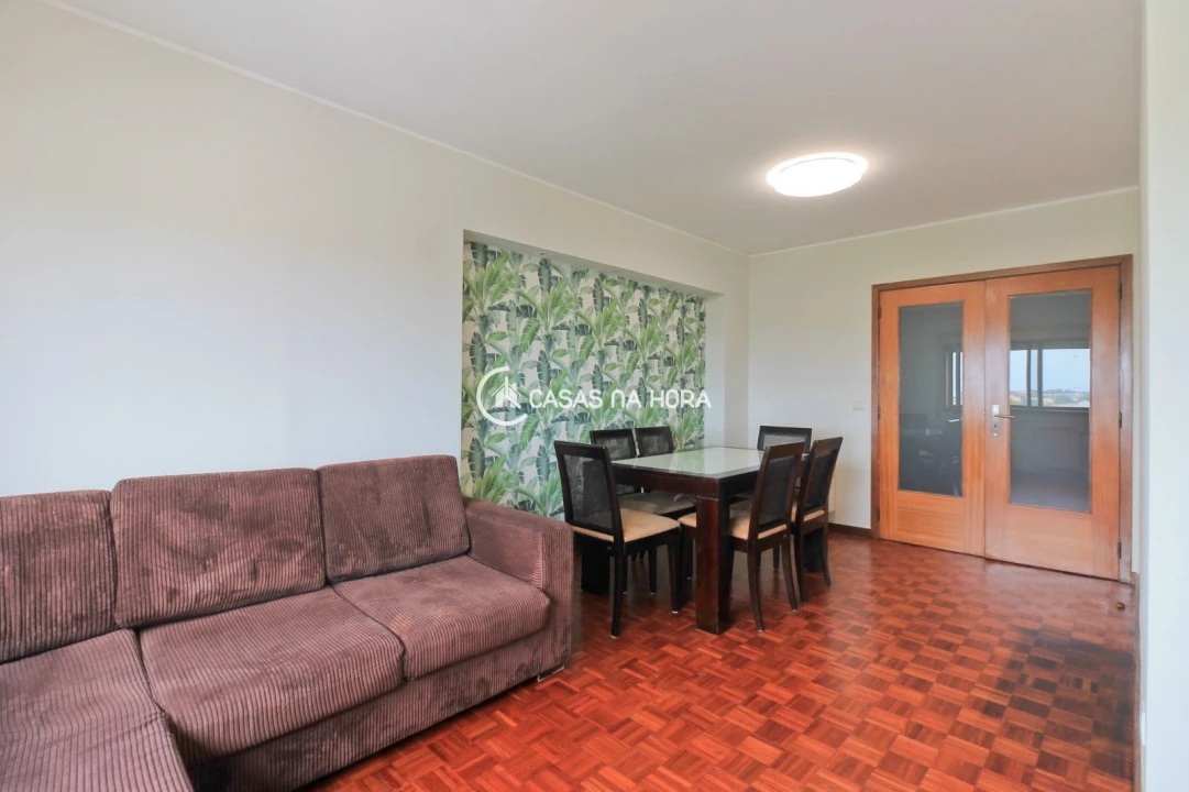 Apartamento T2 para Arrendamento em Ramalde Foto 5