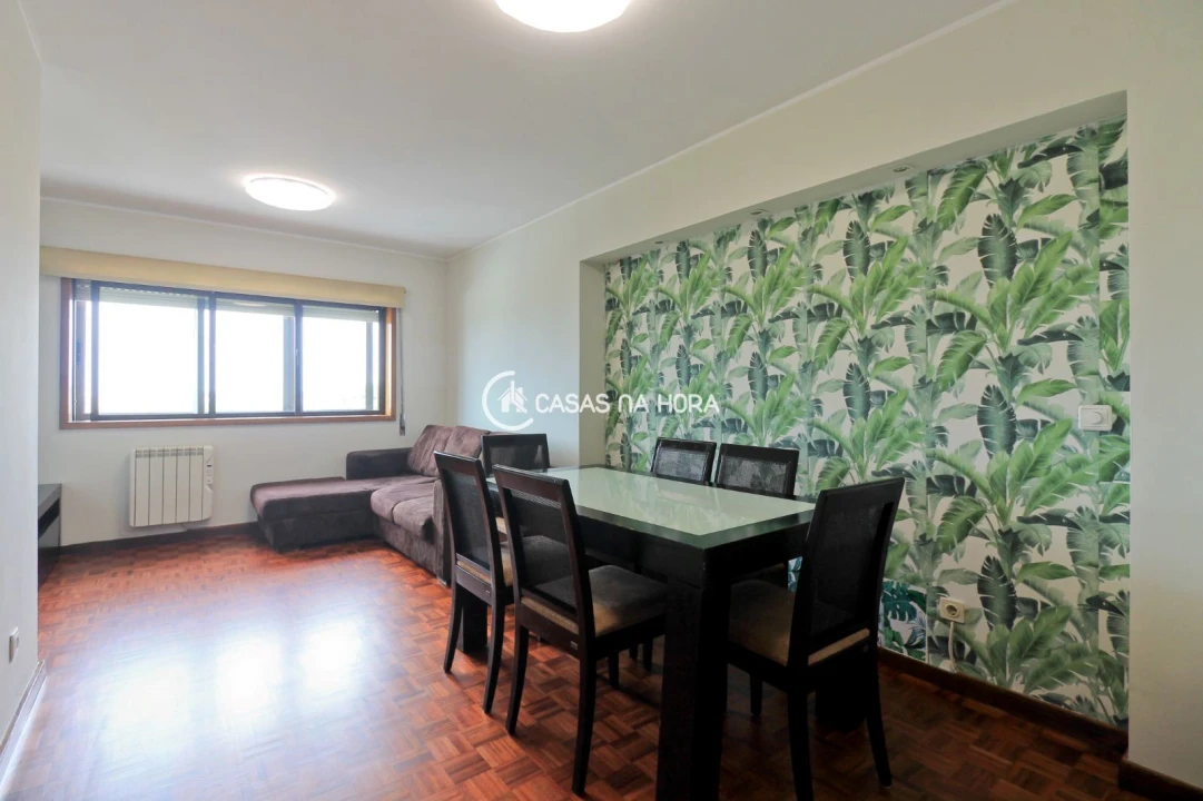 Apartamento T2 para Arrendamento em Ramalde Foto 11