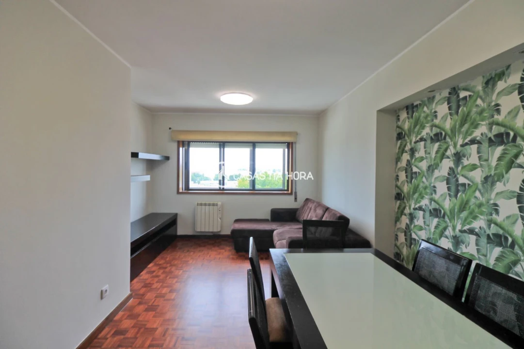 Apartamento T2 para Arrendamento em Ramalde Foto 15