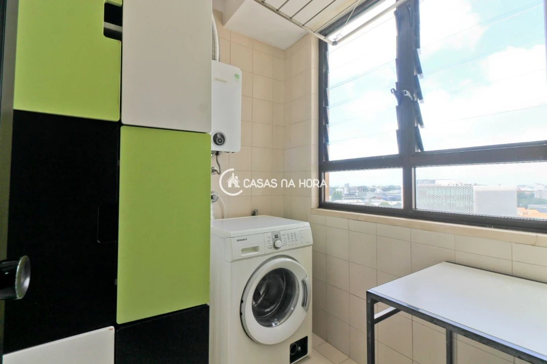 Apartamento T2 para Arrendamento em Ramalde Foto 23