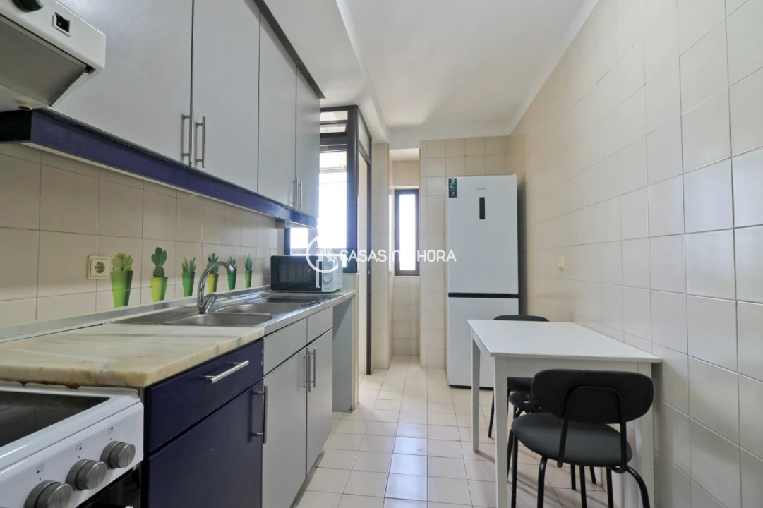 Apartamento T2 para Arrendamento em Ramalde Foto 24