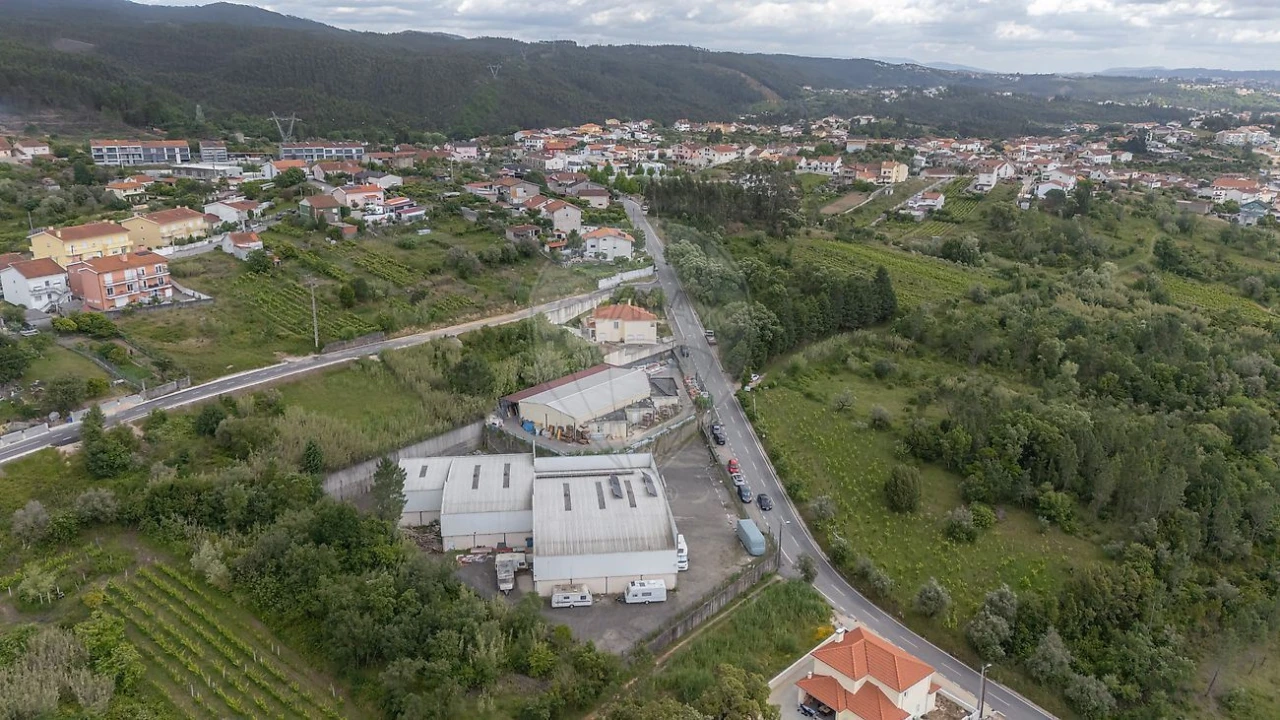 Armazém para Venda em Brasfemes Foto 4