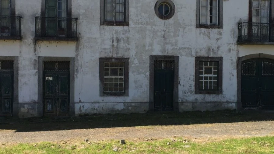 Prédio para Venda em Algés, Linda-A-Velha e Cruz Quebrada-Dafundo