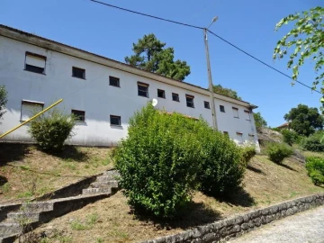 Prédio para Venda em Valdosende