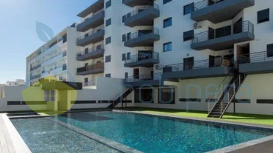 Apartamento T3 para Venda em Quelfes