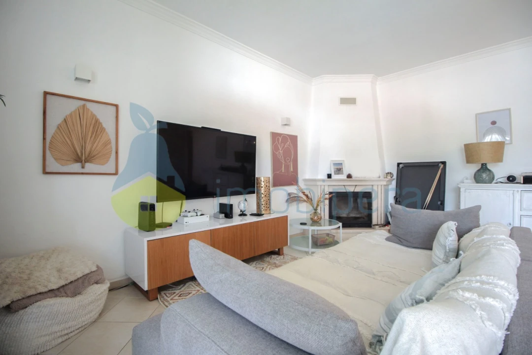 Apartamento T2 para Venda em Ferreiras Foto 7