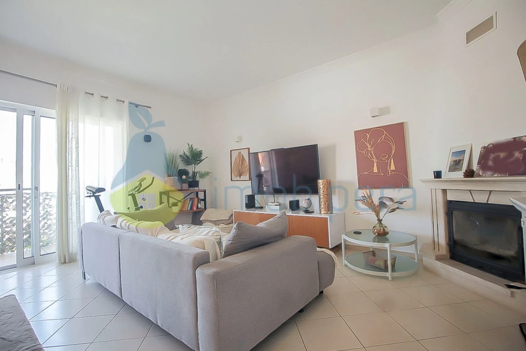 Apartamento T2 para Venda em Ferreiras Foto 8