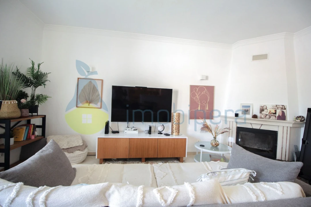 Apartamento T2 para Venda em Ferreiras Foto 9