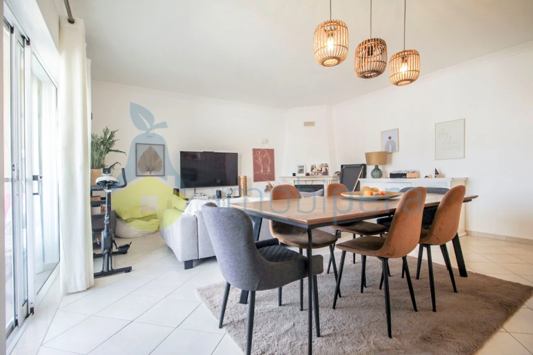 Apartamento T2 para Venda em Ferreiras Foto 10