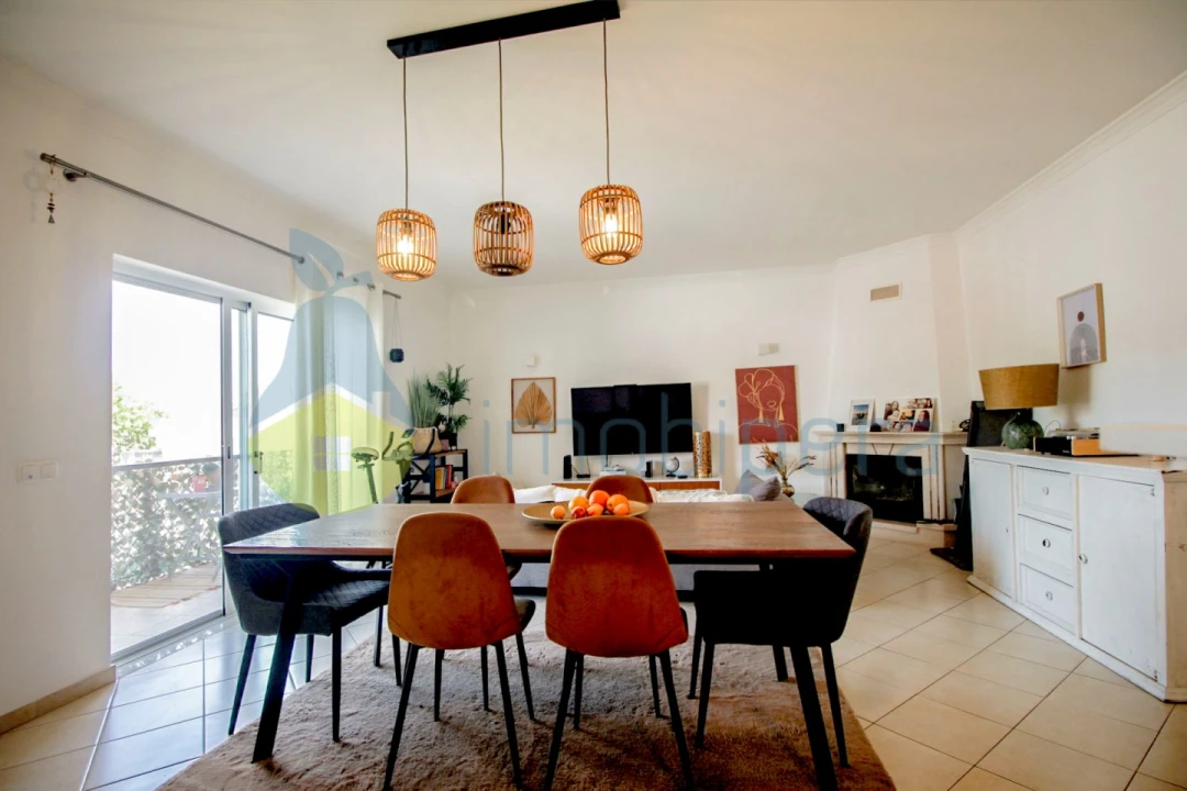 Apartamento T2 para Venda em Ferreiras Foto 11