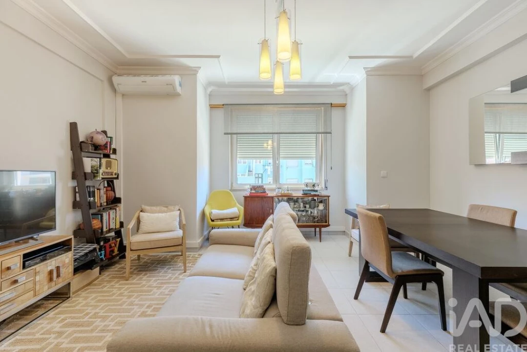 Apartamento T2 para Venda em Campo de Ourique Foto 7
