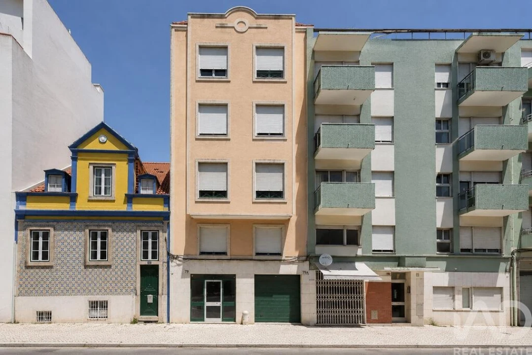 Apartamento T2 para Venda em Campo de Ourique Foto 24