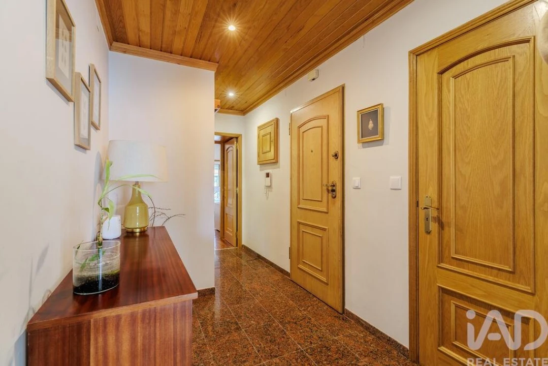 Apartamento T2 para Venda em Campo de Ourique Foto 22