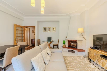 Apartamento T2 para Venda em Campo de Ourique