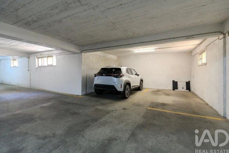 Apartamento T2 para Venda em Campo de Ourique Foto 26