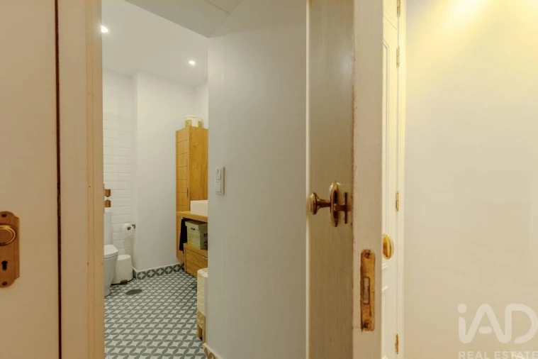 Apartamento T2 para Venda em Campo de Ourique Foto 12