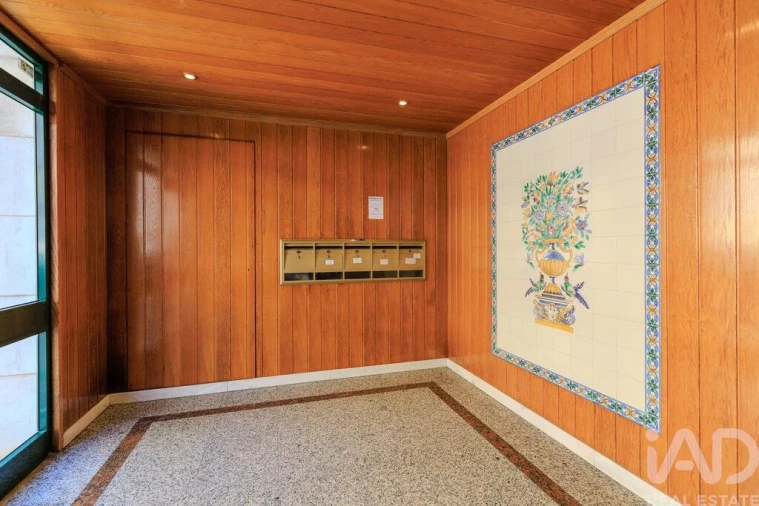 Apartamento T2 para Venda em Campo de Ourique Foto 23