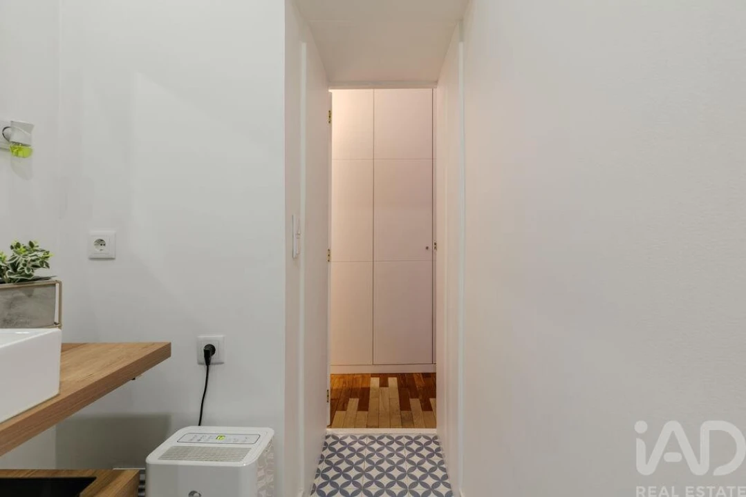 Apartamento T2 para Venda em Campo de Ourique Foto 14