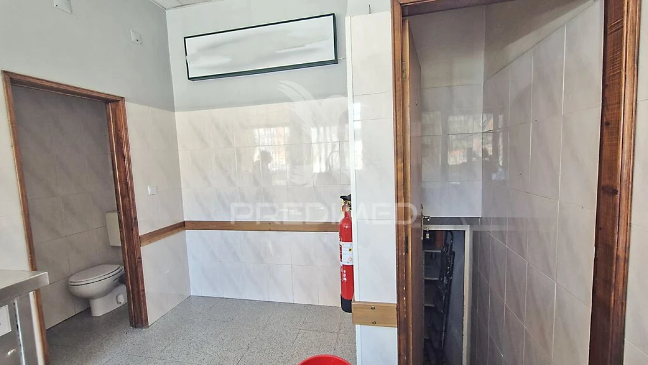 Loja para Venda em Benfica Foto 10