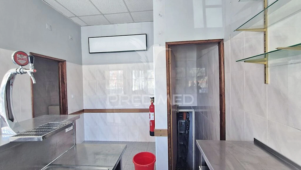 Loja para Venda em Benfica Foto 5