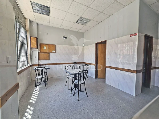 Loja para Venda em Benfica Foto 4