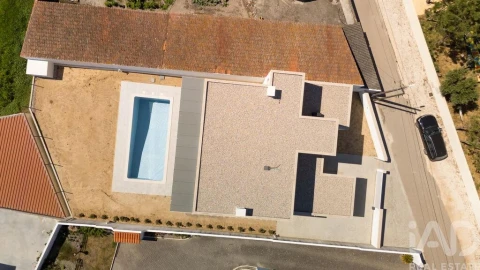 Moradia T4 para Venda em São Martinho do Porto
