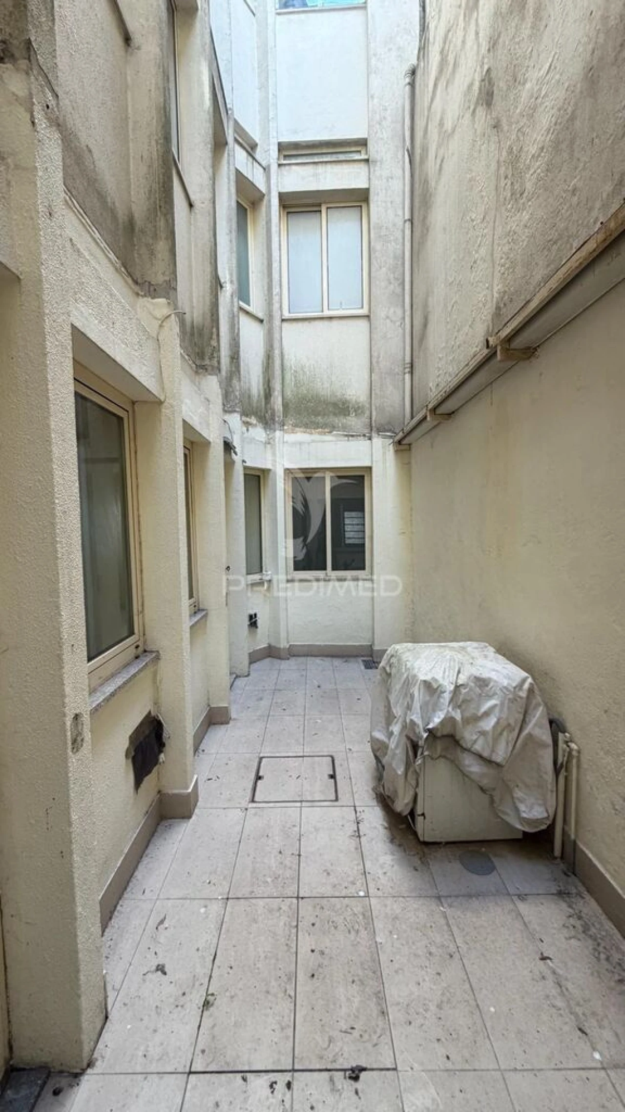 Apartamento T2 para Venda em Cedofeita, Santo Ildefonso, Sé, Miragaia, São Nicolau e Vitória Foto 11