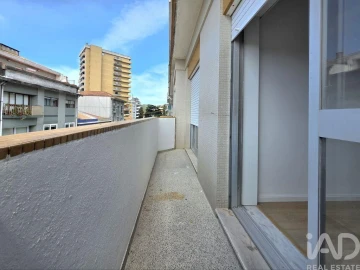 Apartamento T2 para Arrendamento em Bonfim