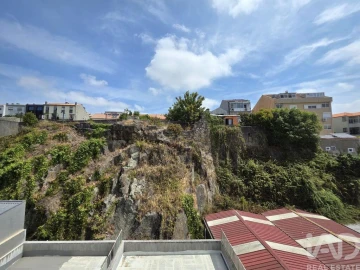 Apartamento T2 para Arrendamento em Bonfim