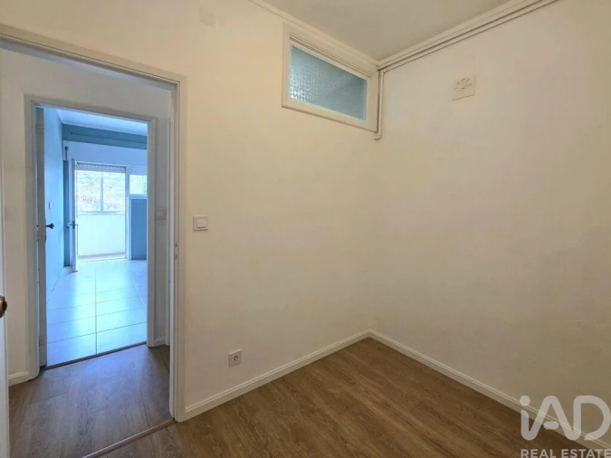 Apartamento T2 para Arrendamento em Bonfim Foto 13