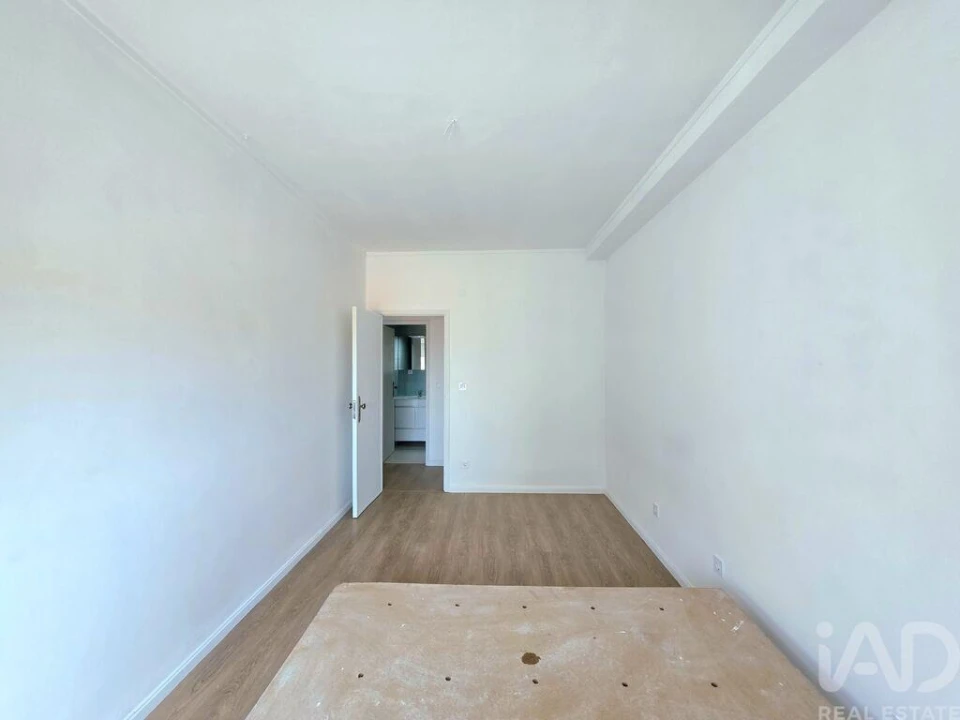 Apartamento T2 para Arrendamento em Bonfim Foto 17