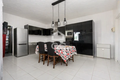 Quinta T8 para Venda em Landeira