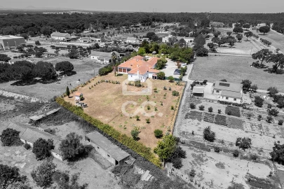 Quinta T8 para Venda em Landeira