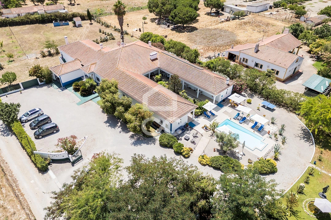 Quinta T8 para Venda em Landeira Foto 2