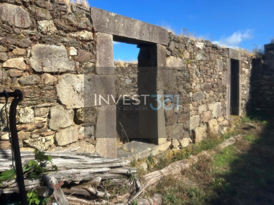 Terreno para Venda em Candemil e Gondar Foto 3