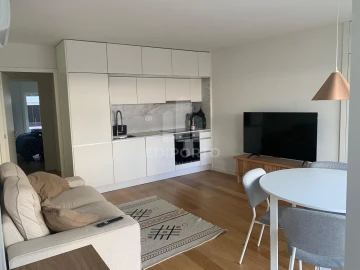 Apartamento T1 para Arrendamento em Bonfim
