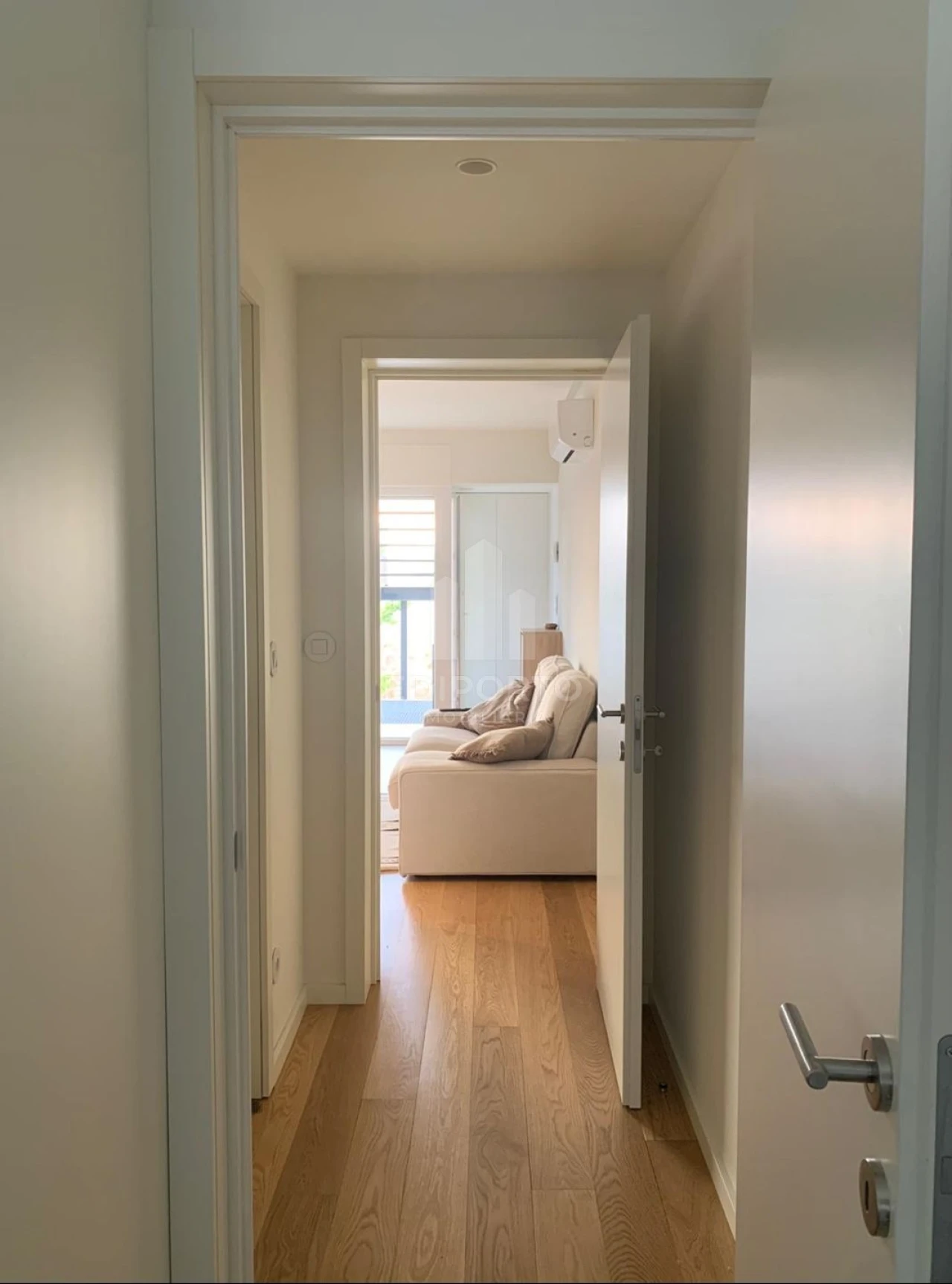 Apartamento T1 para Arrendamento em Bonfim Foto 10