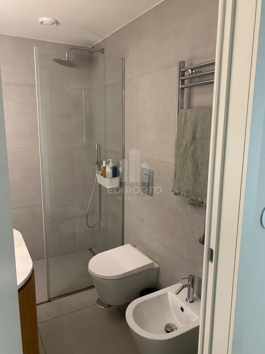Apartamento T1 para Arrendamento em Bonfim Foto 8