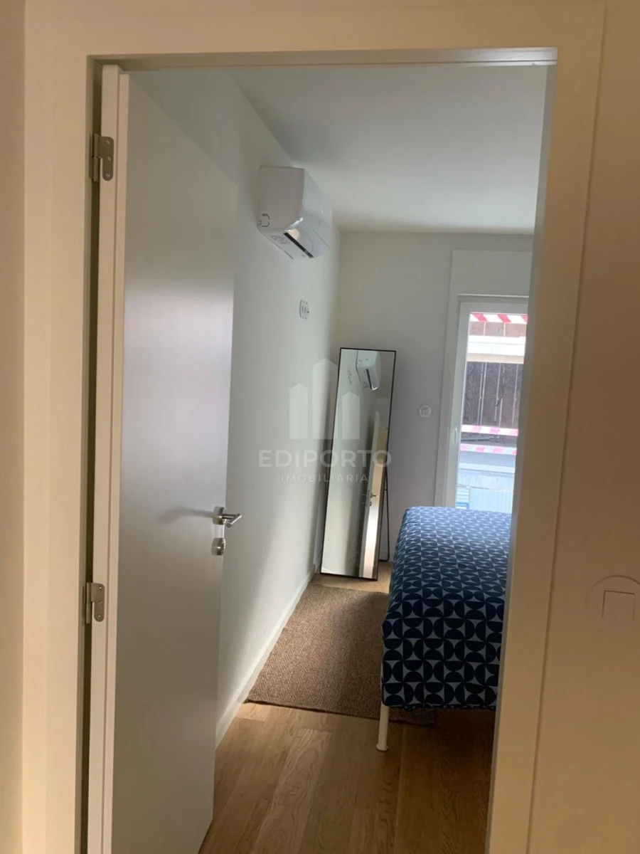 Apartamento T1 para Arrendamento em Bonfim Foto 11
