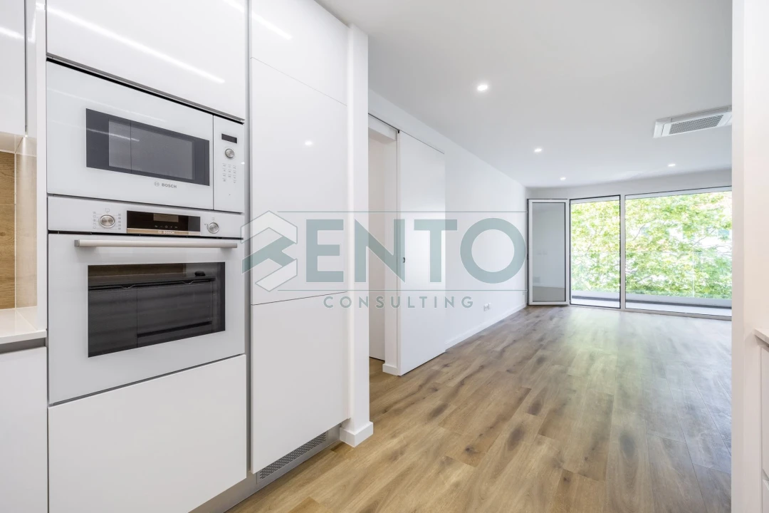 Apartamento T2 para Venda em Nazare Foto 9