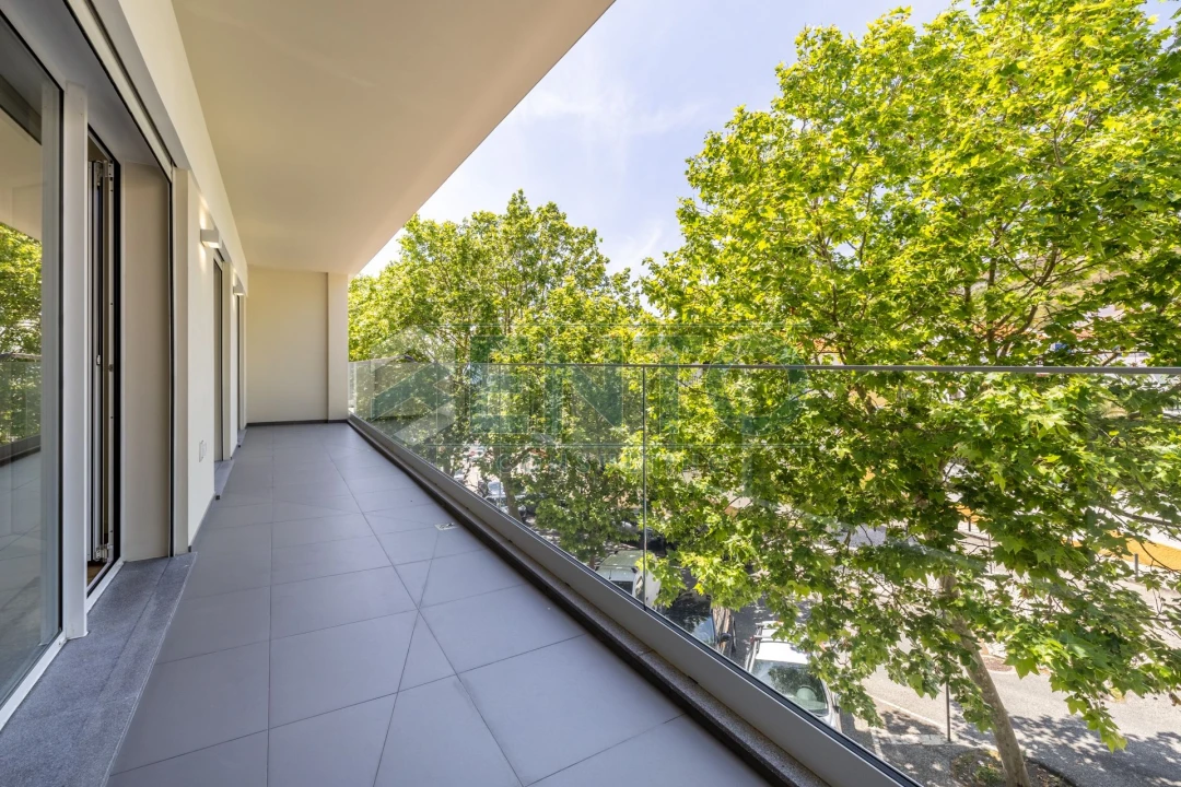 Apartamento T2 para Venda em Nazare Foto 7