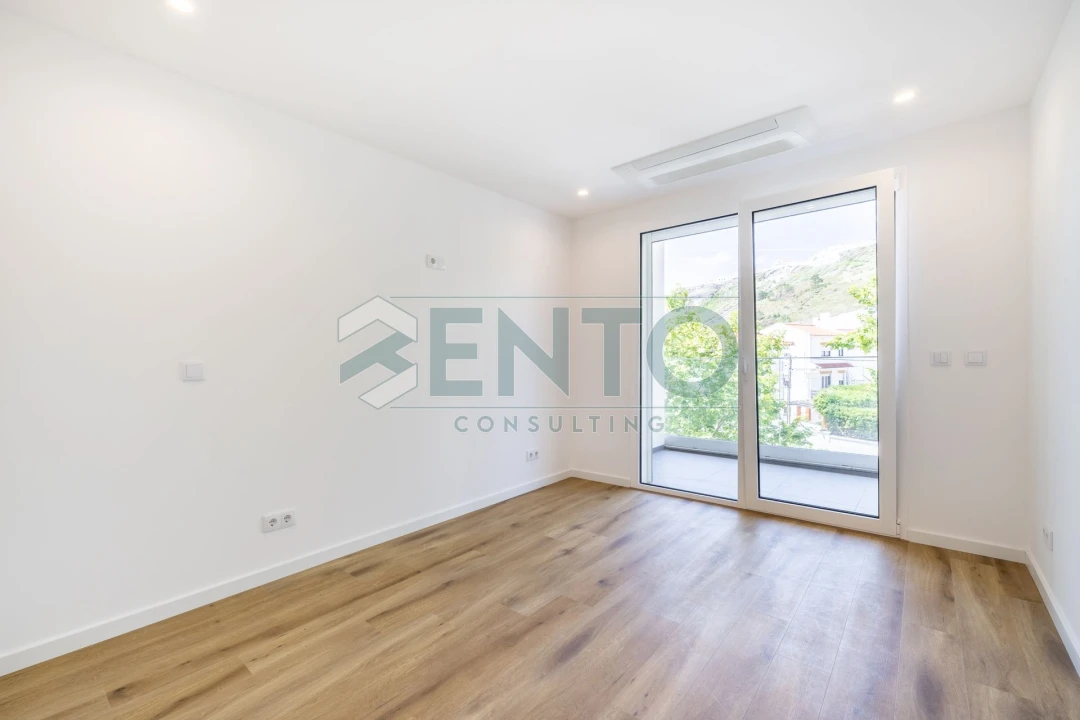 Apartamento T2 para Venda em Nazare Foto 21