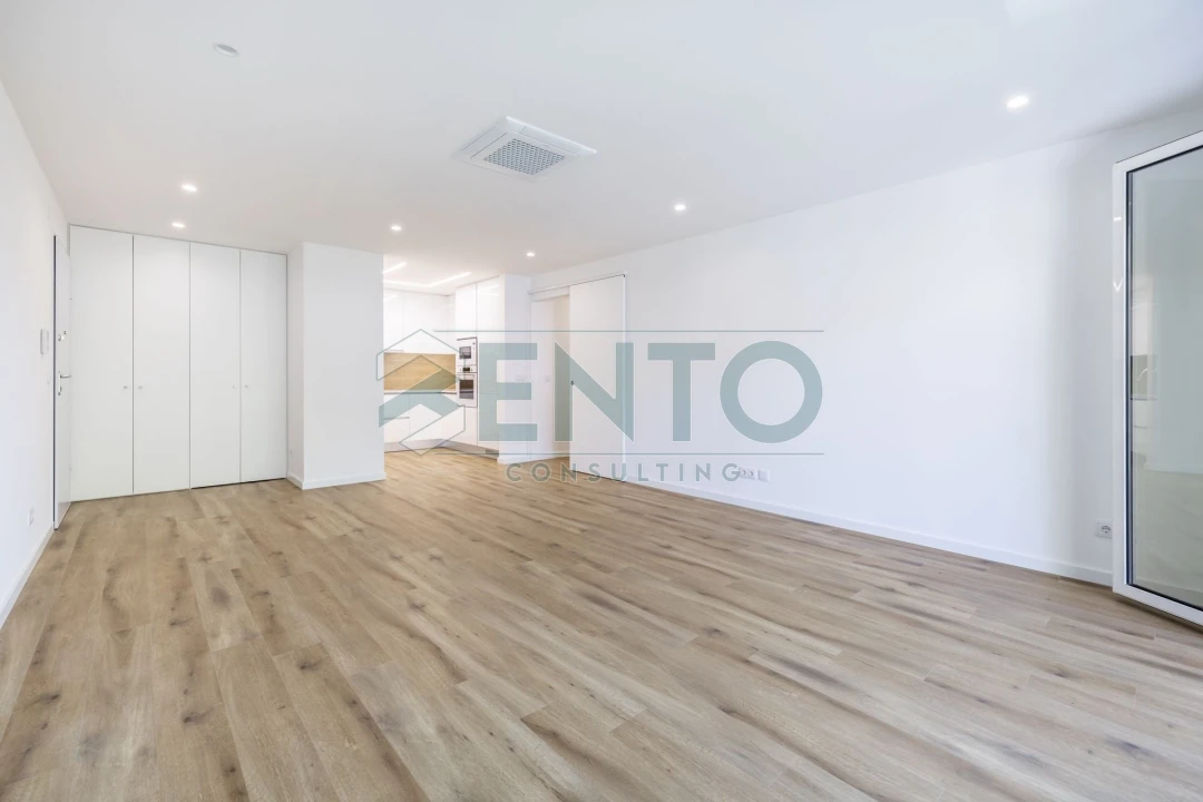 Apartamento T2 para Venda em Nazare Foto 6